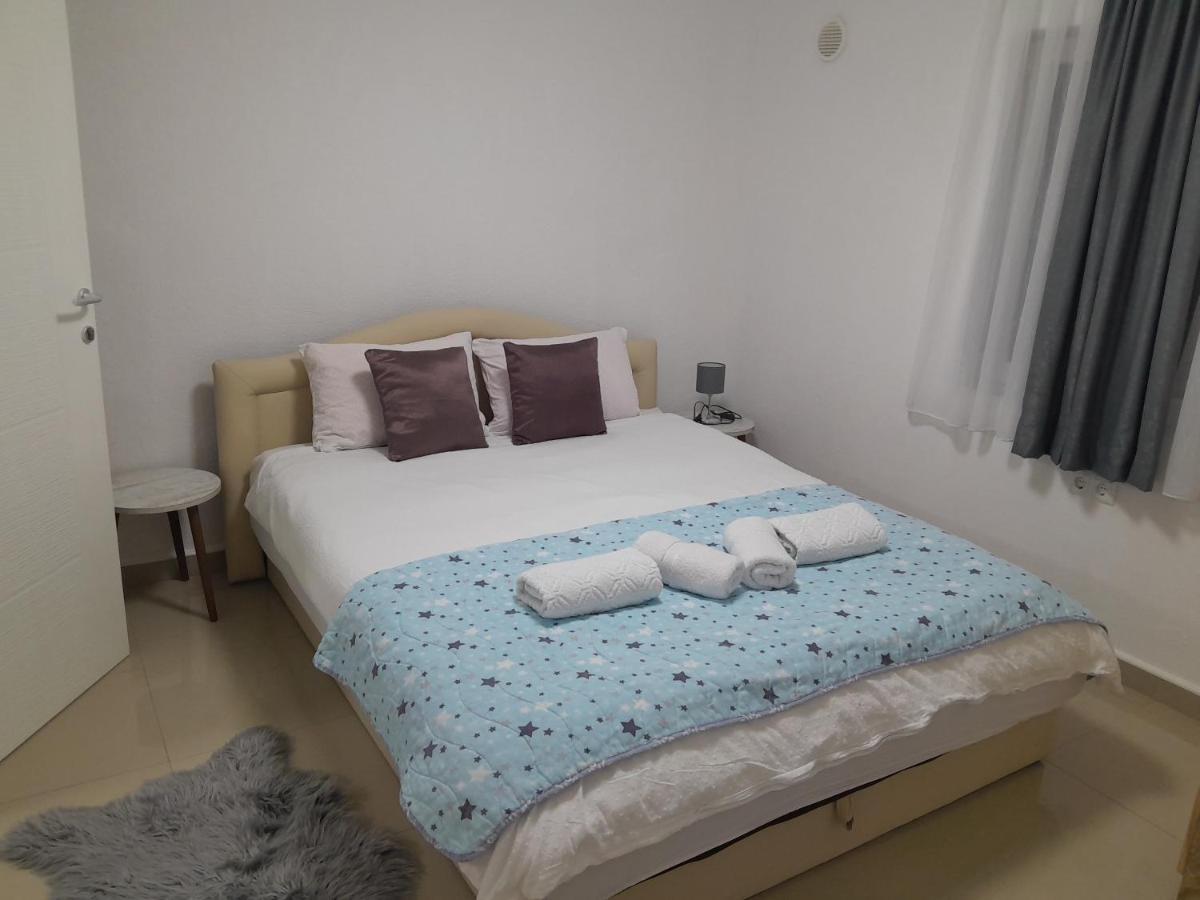 Apartmani Bet Gradacac 1 Maj Broj 24 Exterior photo